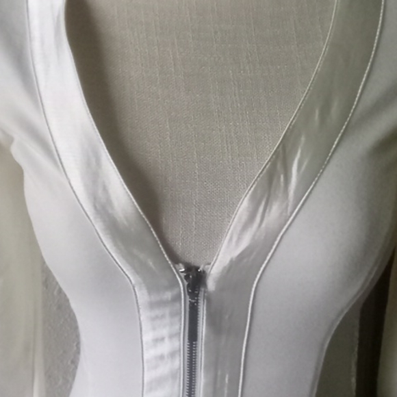 Clothes - Picture 3 of 4